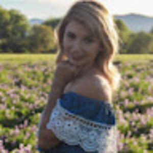 Meet your Posher, Fatima